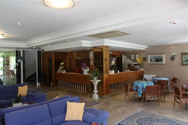 Hotel Adele Bellaria-Igea Marina Exterior photo
