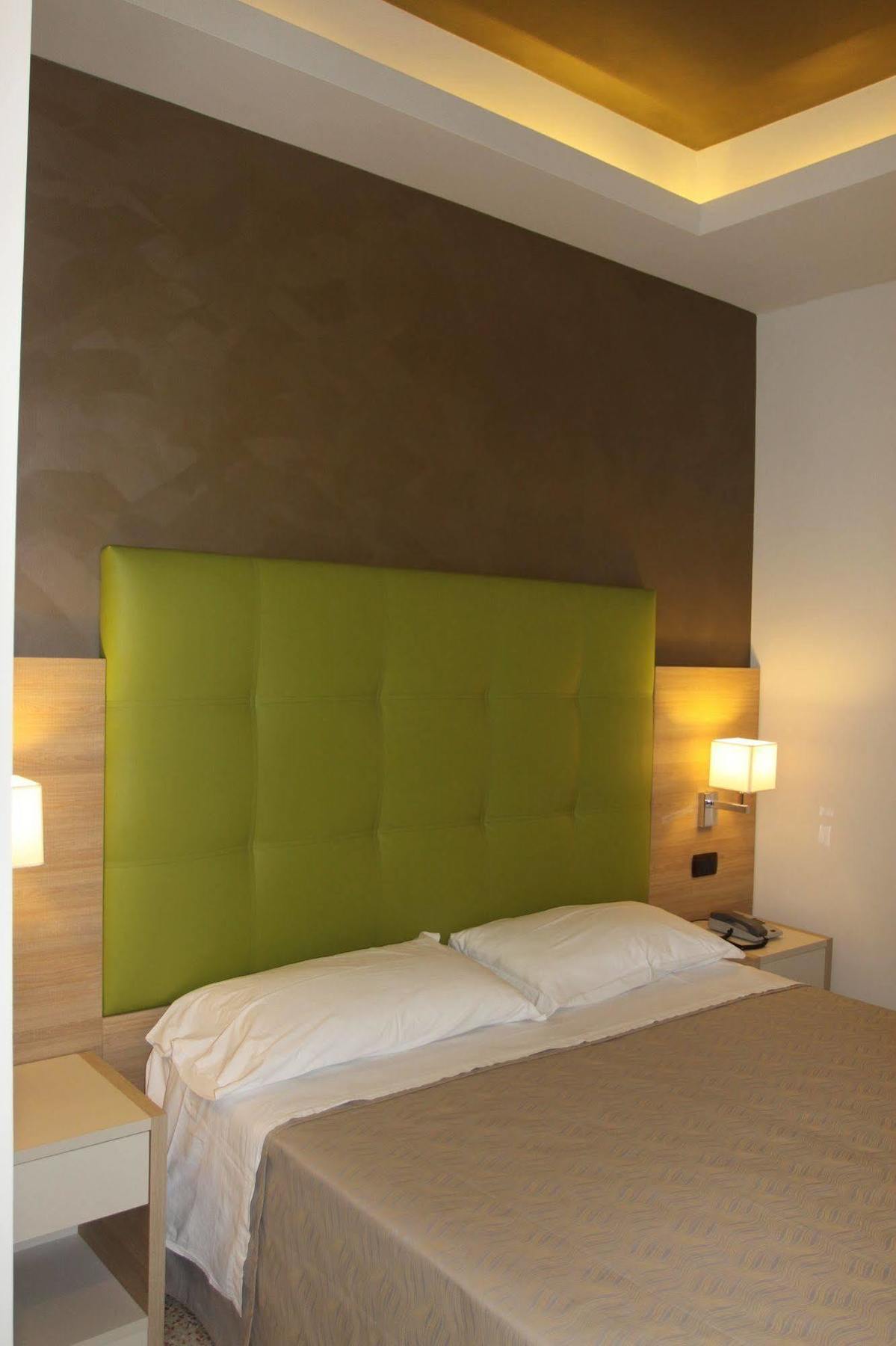 Hotel Adele Bellaria-Igea Marina Exterior photo