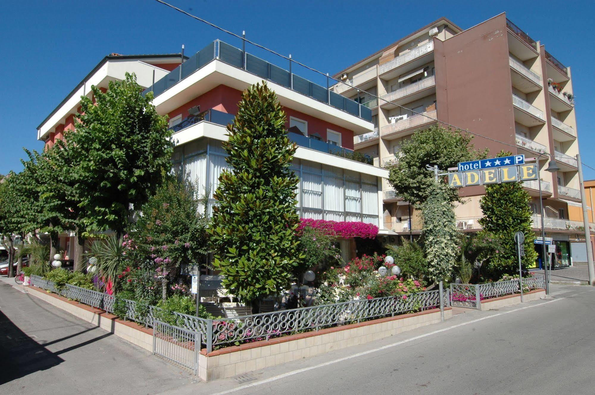 Hotel Adele Bellaria-Igea Marina Exterior photo
