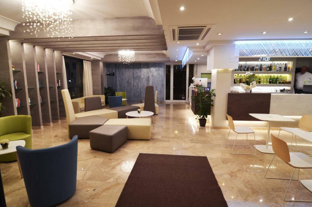 Hotel Adele Bellaria-Igea Marina Exterior photo
