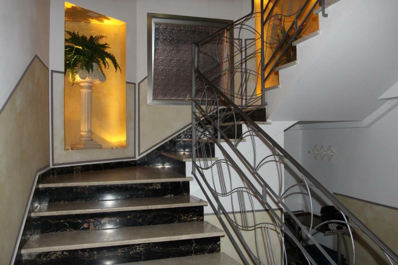 Hotel Adele Bellaria-Igea Marina Exterior photo